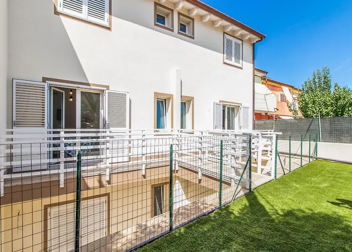 Sardegna Appartamenti, Via Sedini